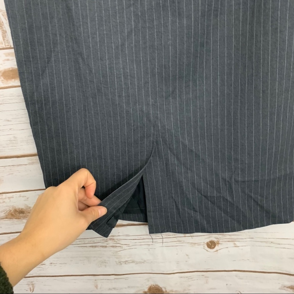 LK Bennett Gray Pinstriped Pencil Career Skirt NWT - Picture 3 of 5